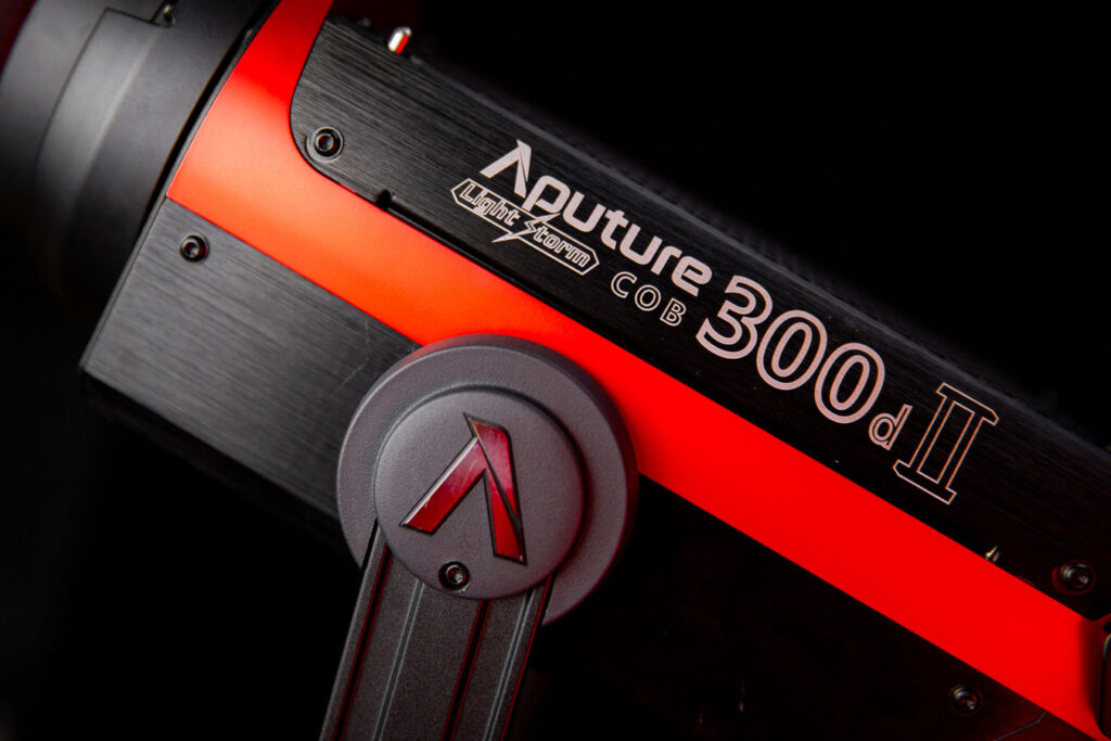 Aputure 300D II LED - 02
