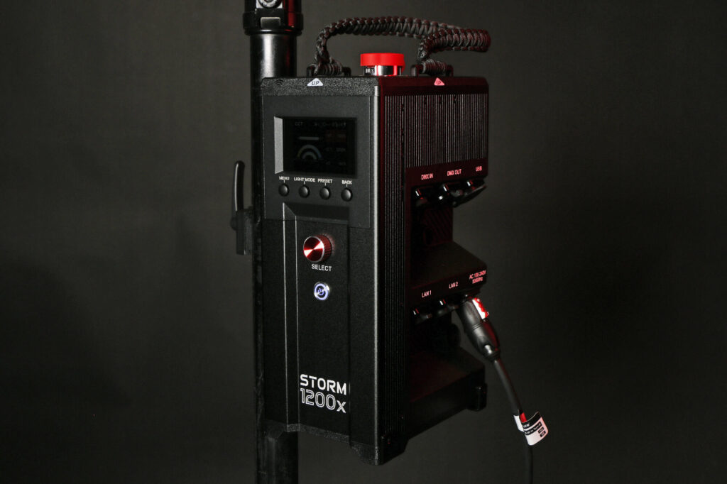 Aputure STORM 1200x 03